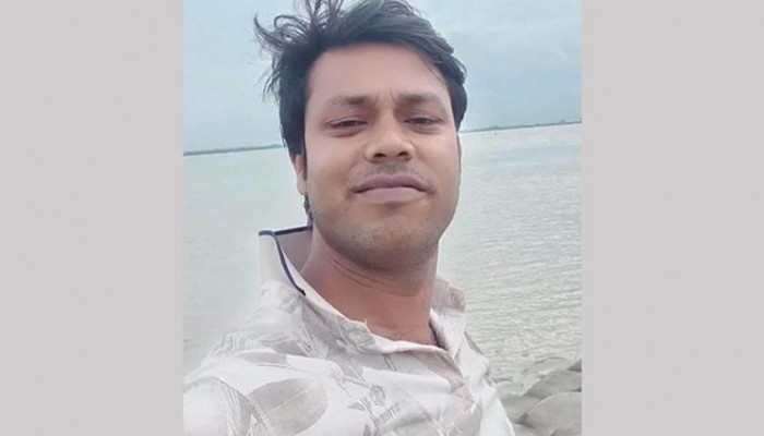 চরভদ্রাসনে যুবককে কুপিয়ে জখম